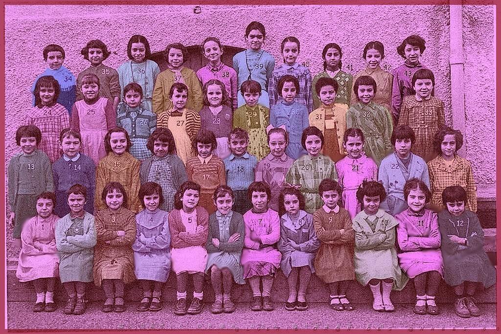 ECOLE JEAN MACE FILLES 1955 CE2 MME SMADJA.jpg